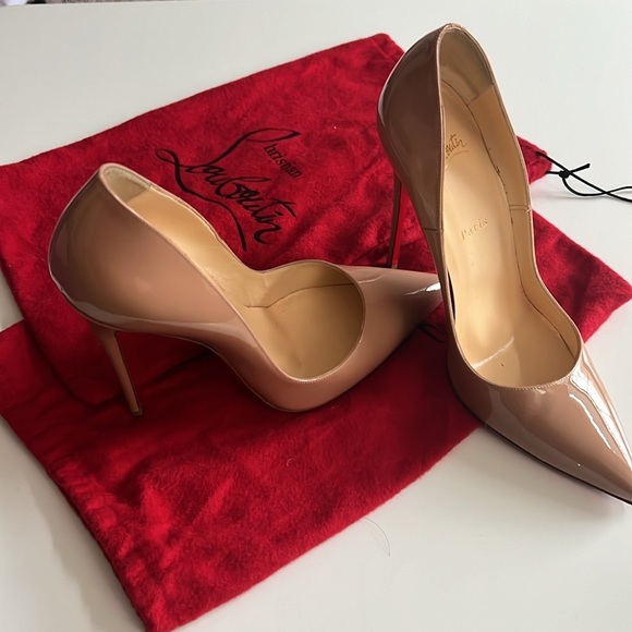 Christian Louboutin Shoes - Christian Louboutins So Kate 120 Tan/Nude